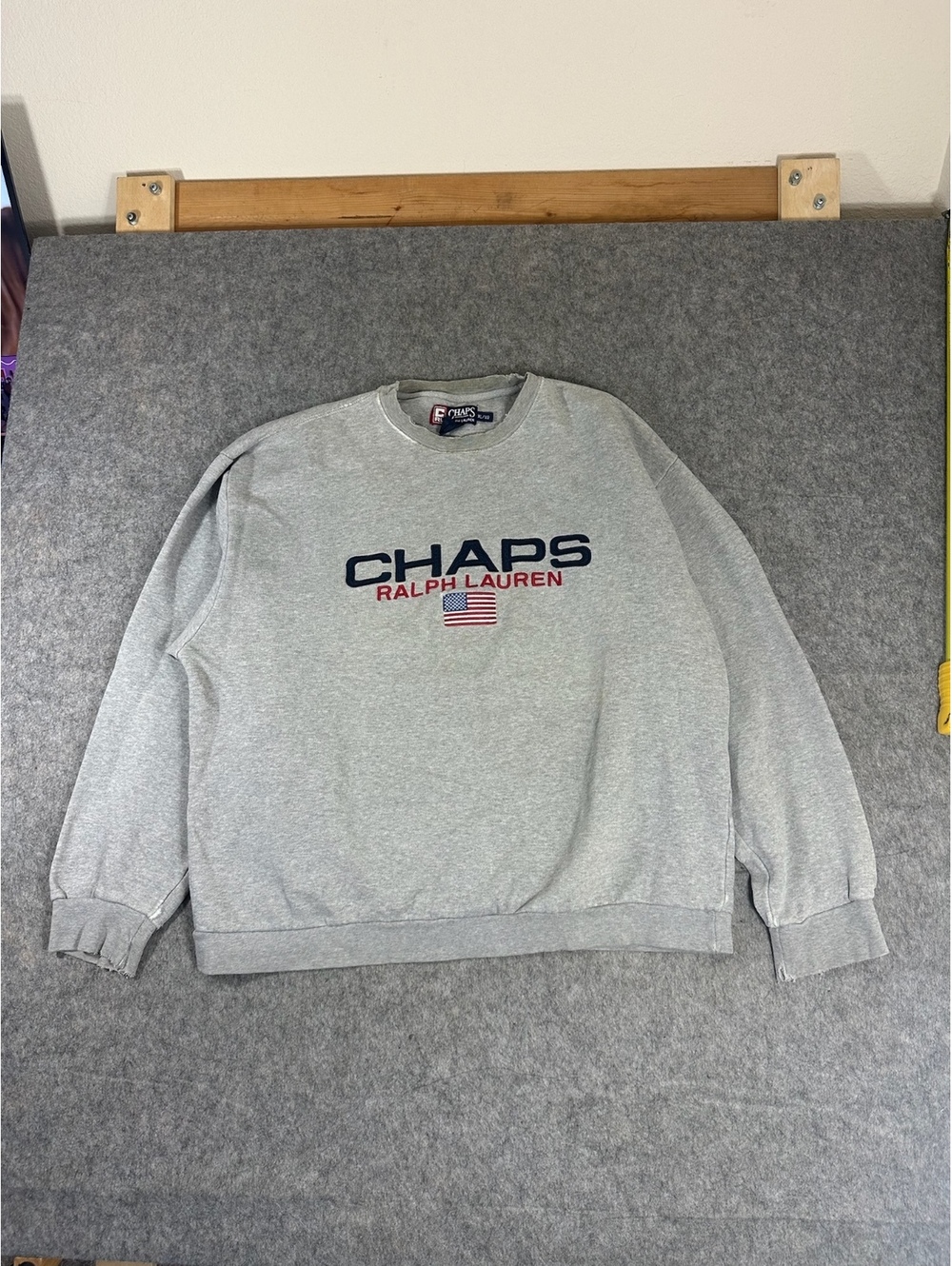 Vintage Chaps Ralph Lauren gray sweatshirt Size XL